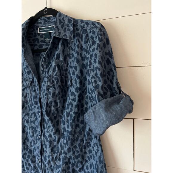 Karen Scott 3/4 sleeve button up animal print denim top XS - Picture 5 of 8